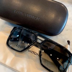 *Authentic* Louis Vuitton Sunglasses